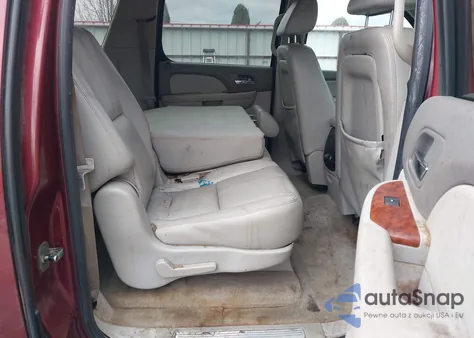 2008 Chevrolet Suburban 1500 Lt z USA, uszkodzony, nr VIN 1GNFK16308J116758